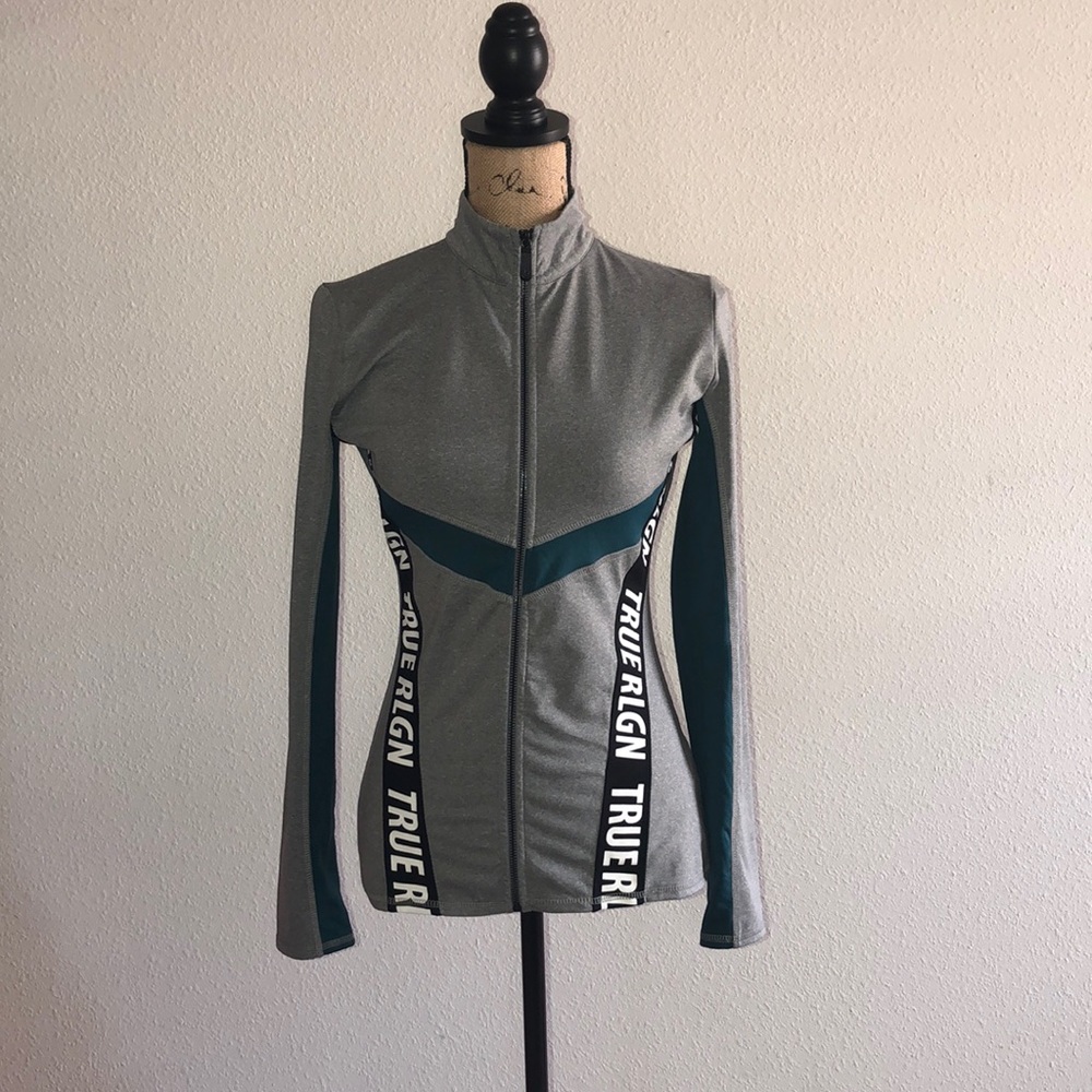 TRUE RELIGION ACTIVEWEAR